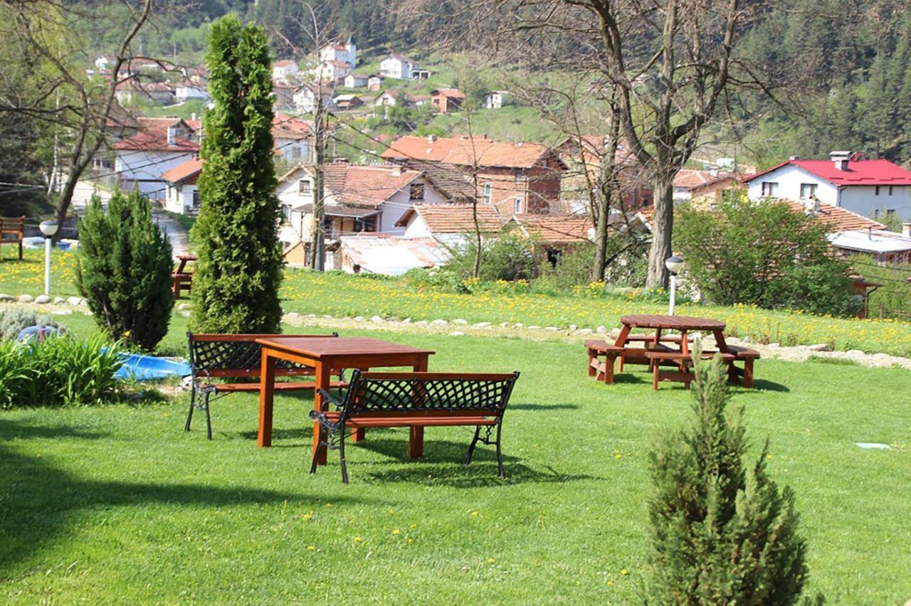 Eagle Rock Apartment 222 Beli Iskar Esterno foto
